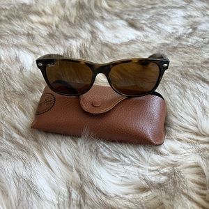Rayban wayfarers